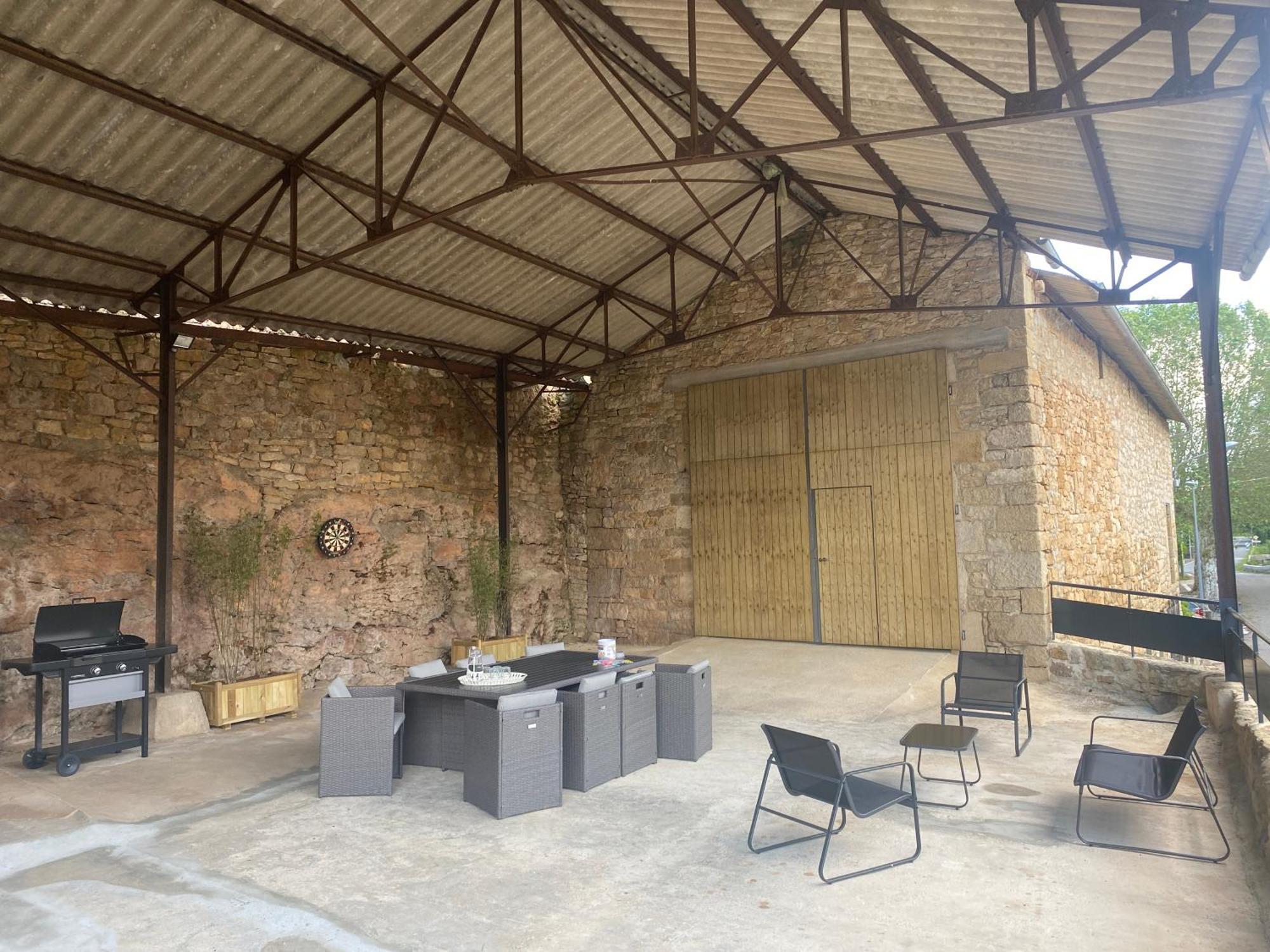 Gite 4 Etoiles - La Maison De Paul Coussergues エクステリア 写真
